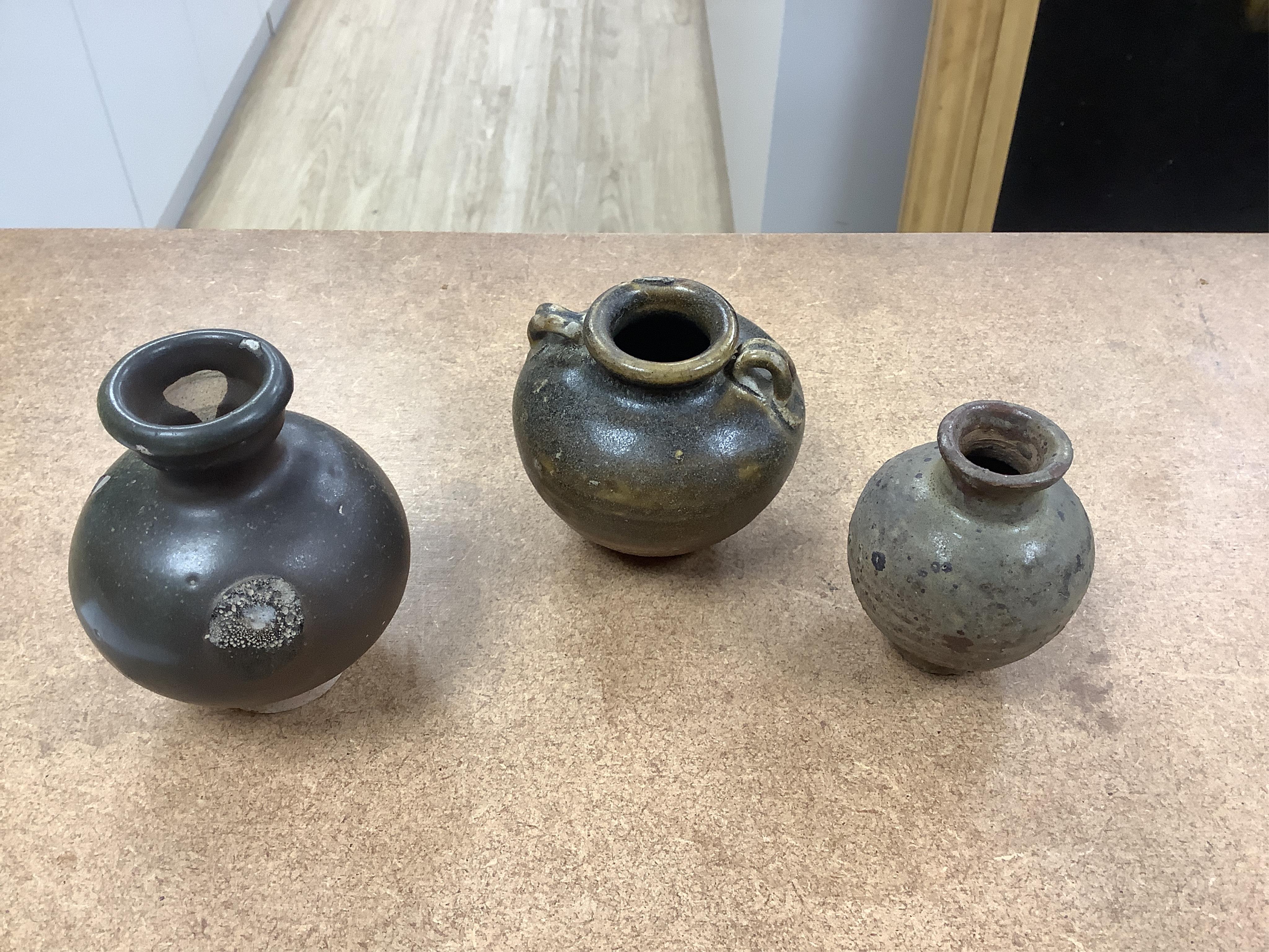 A quantity of Chinese jarlets, small vases and dishes to include one in the form of a hedgehog, largest 15cm in length. Condition - mostly good
